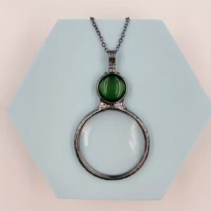Green Gemstone Magnifying Glass Necklace Pendant Antique Style Chain Crystal New